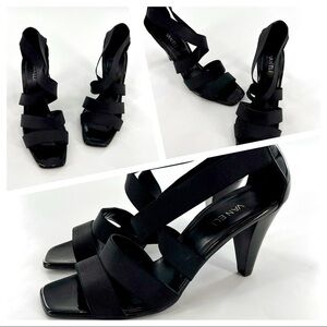 VANELi  black open toe Strappy Rubber heel sandals size 11 M